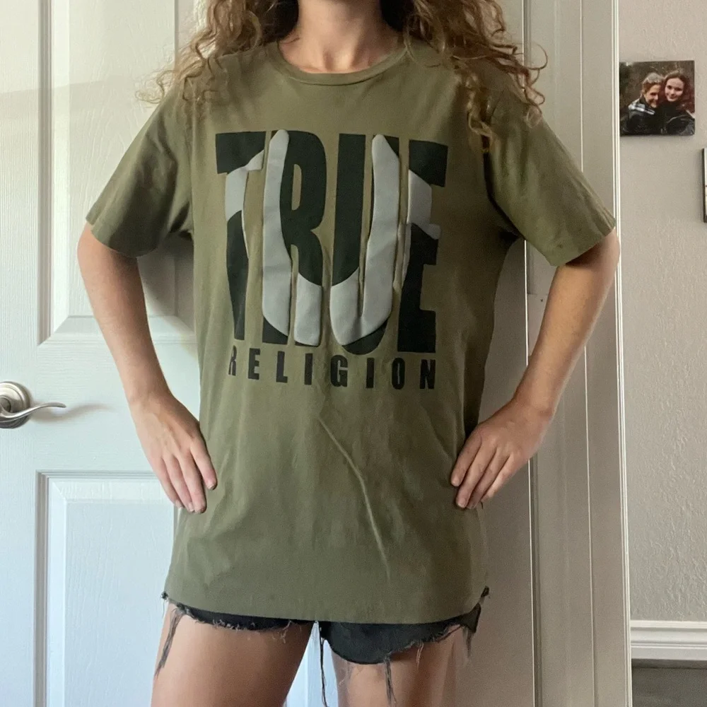 NWOT True Religion Graphic T-Shirt